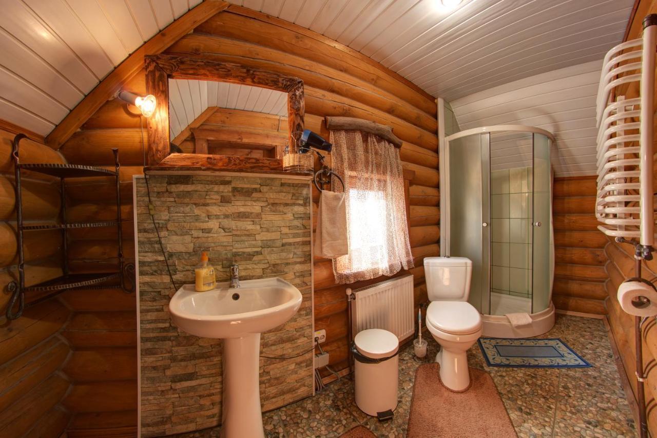 Hotel Gutsulia Bukovel Habitación foto