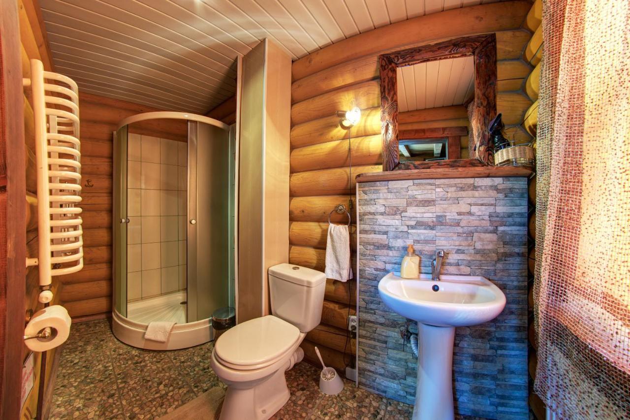Hotel Gutsulia Bukovel Habitación foto
